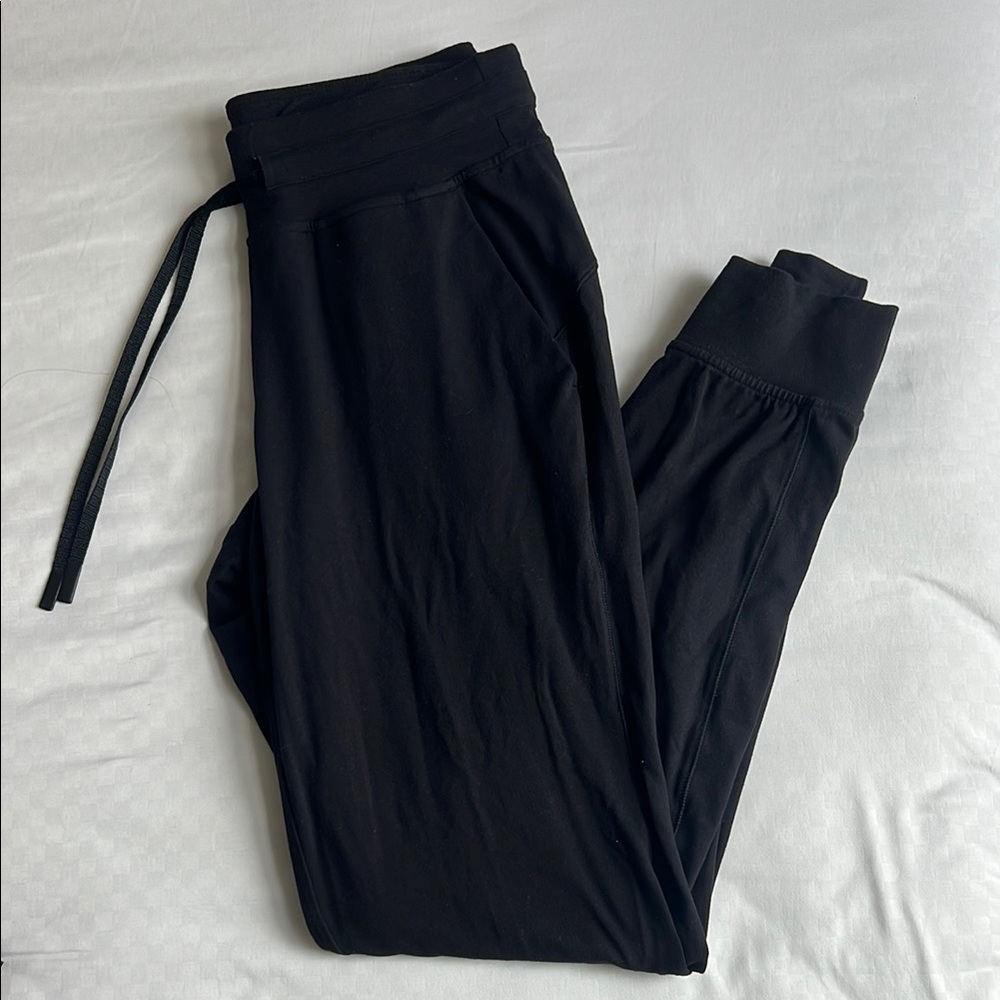 Lululemon High-Rise Black Jogger Pants